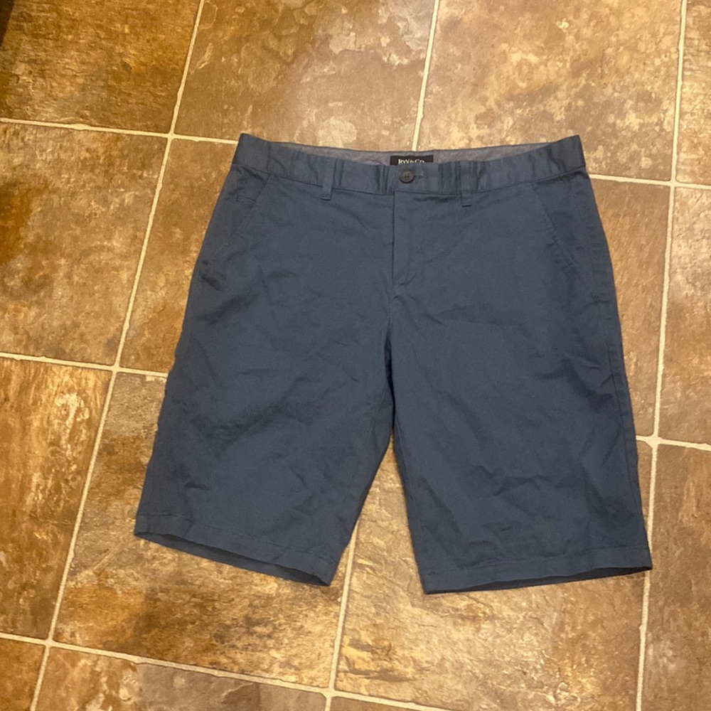 EUC RW&CO men’s shorts worn a couple times blue shade size 30